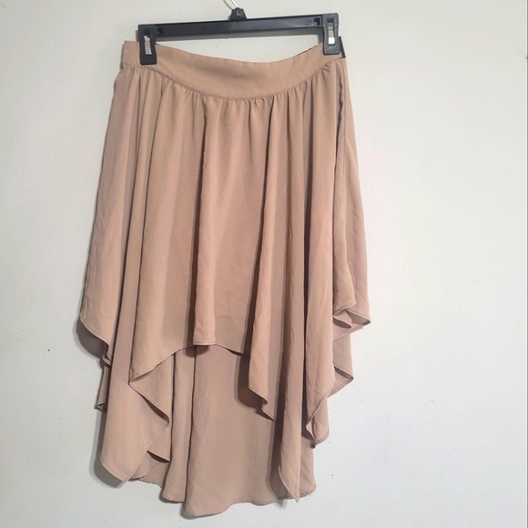 Y2K Staring At Stars Size Small Tan Champagne Hi‎ Low Lined Beautiful flowy - Picture 1 of 4